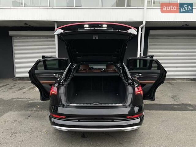 Черный Ауди E-Tron, объемом двигателя 0 л и пробегом 66 тыс. км за 41900 $, фото 45 на Automoto.ua