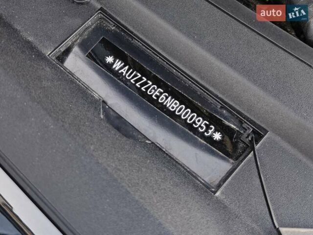 Чорний Ауді E-Tron, об'ємом двигуна 0 л та пробігом 34 тис. км за 49499 $, фото 61 на Automoto.ua