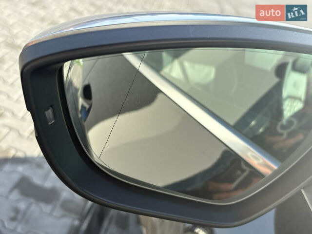 Чорний Ауді E-Tron, об'ємом двигуна 0 л та пробігом 95 тис. км за 36599 $, фото 27 на Automoto.ua