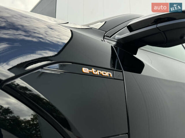 Черный Ауди E-Tron, объемом двигателя 0 л и пробегом 73 тыс. км за 44300 $, фото 9 на Automoto.ua