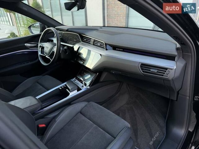 Черный Ауди E-Tron, объемом двигателя 0 л и пробегом 120 тыс. км за 29500 $, фото 62 на Automoto.ua