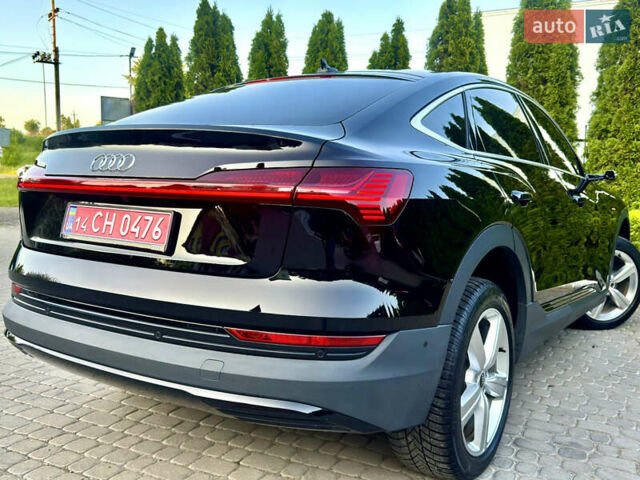 Черный Ауди E-Tron, объемом двигателя 0 л и пробегом 82 тыс. км за 37777 $, фото 43 на Automoto.ua