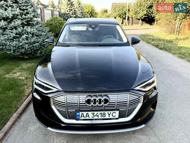 Черный Ауди E-Tron, объемом двигателя 0 л и пробегом 140 тыс. км за 29299 $, фото 4 на Automoto.ua