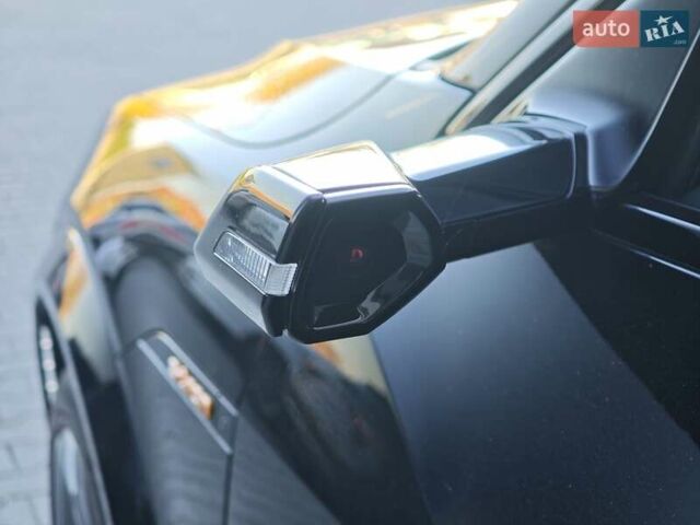 Чорний Ауді E-Tron, об'ємом двигуна 0 л та пробігом 34 тис. км за 49499 $, фото 23 на Automoto.ua