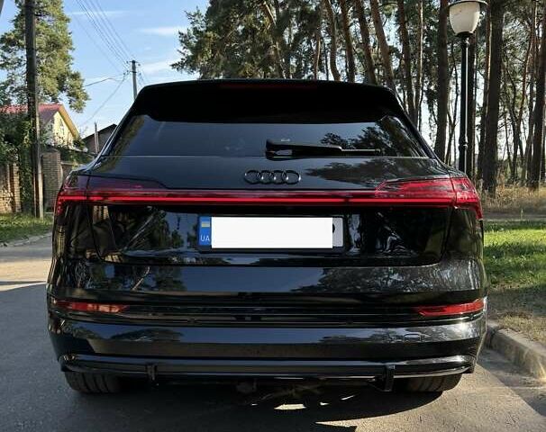 Черный Ауди E-Tron, объемом двигателя 0 л и пробегом 42 тыс. км за 45500 $, фото 18 на Automoto.ua