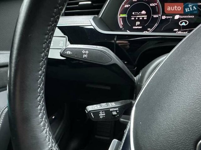 Чорний Ауді E-Tron, об'ємом двигуна 0 л та пробігом 58 тис. км за 42999 $, фото 54 на Automoto.ua