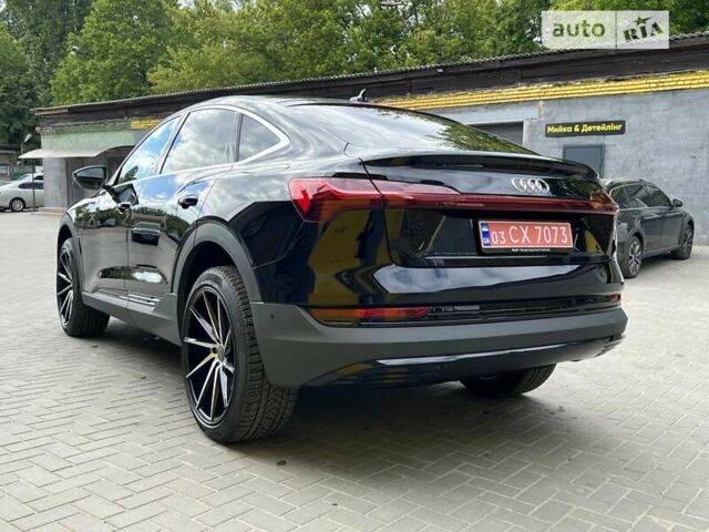 Чорний Ауді E-Tron, об'ємом двигуна 0 л та пробігом 18 тис. км за 35500 $, фото 2 на Automoto.ua