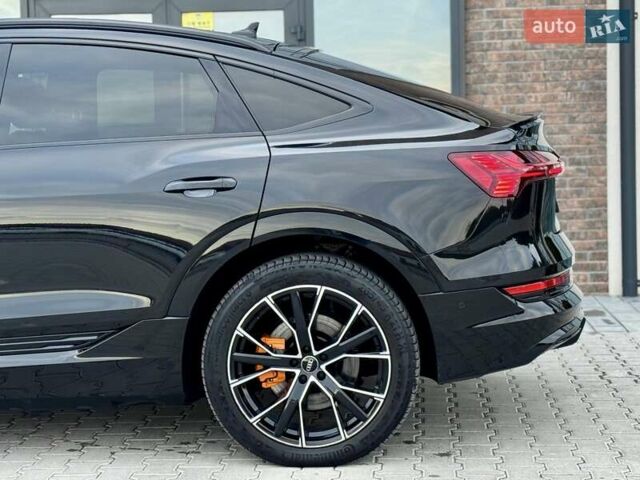 Черный Ауди E-Tron, объемом двигателя 0 л и пробегом 120 тыс. км за 29500 $, фото 32 на Automoto.ua