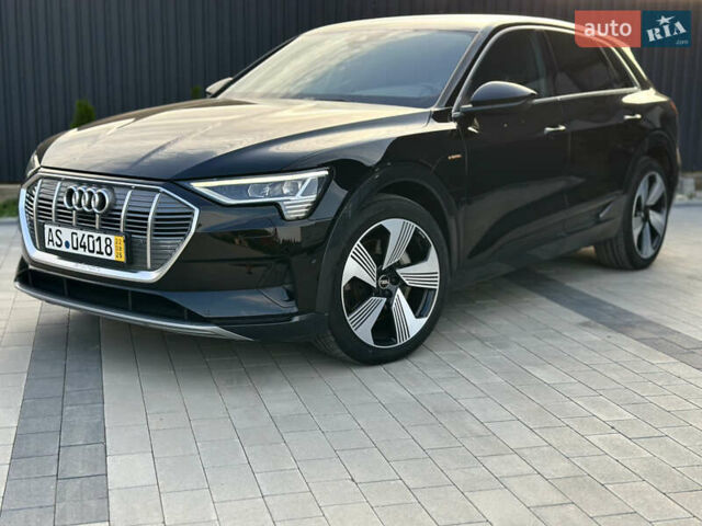 Черный Ауди E-Tron, объемом двигателя 0 л и пробегом 40 тыс. км за 26900 $, фото 7 на Automoto.ua