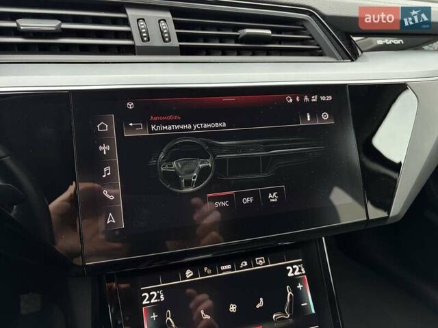 Чорний Ауді E-Tron, об'ємом двигуна 0 л та пробігом 99 тис. км за 29000 $, фото 25 на Automoto.ua