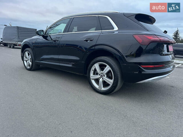Черный Ауди E-Tron, объемом двигателя 0 л и пробегом 118 тыс. км за 28900 $, фото 17 на Automoto.ua