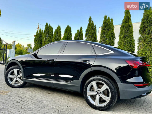 Черный Ауди E-Tron, объемом двигателя 0 л и пробегом 82 тыс. км за 37777 $, фото 33 на Automoto.ua