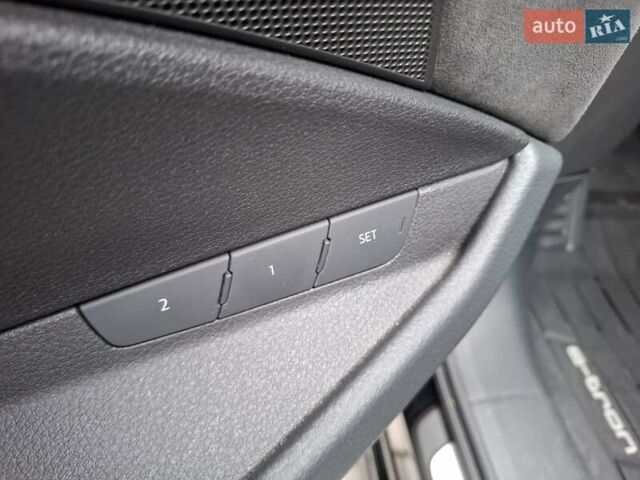 Черный Ауди E-Tron, объемом двигателя 0 л и пробегом 30 тыс. км за 45000 $, фото 26 на Automoto.ua