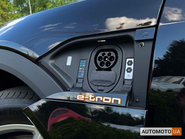 Черный Ауди E-Tron, объемом двигателя 71 л и пробегом 23 тыс. км за 30500 $, фото 10 на Automoto.ua