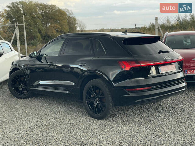 Чорний Ауді E-Tron, об'ємом двигуна 0 л та пробігом 70 тис. км за 39999 $, фото 75 на Automoto.ua