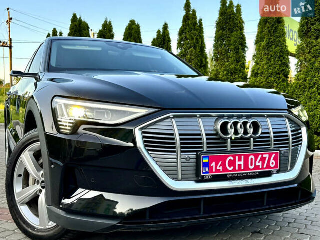 Черный Ауди E-Tron, объемом двигателя 0 л и пробегом 82 тыс. км за 37777 $, фото 14 на Automoto.ua