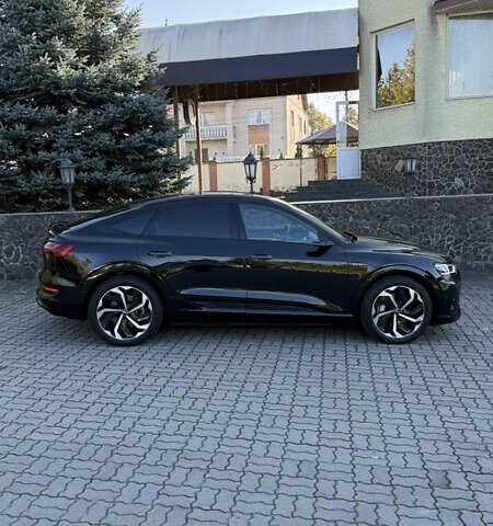 Черный Ауди E-Tron, объемом двигателя 0 л и пробегом 50 тыс. км за 44000 $, фото 27 на Automoto.ua