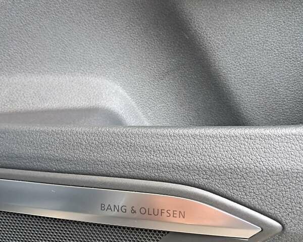 Черный Ауди E-Tron, объемом двигателя 0 л и пробегом 200 тыс. км за 27500 $, фото 68 на Automoto.ua