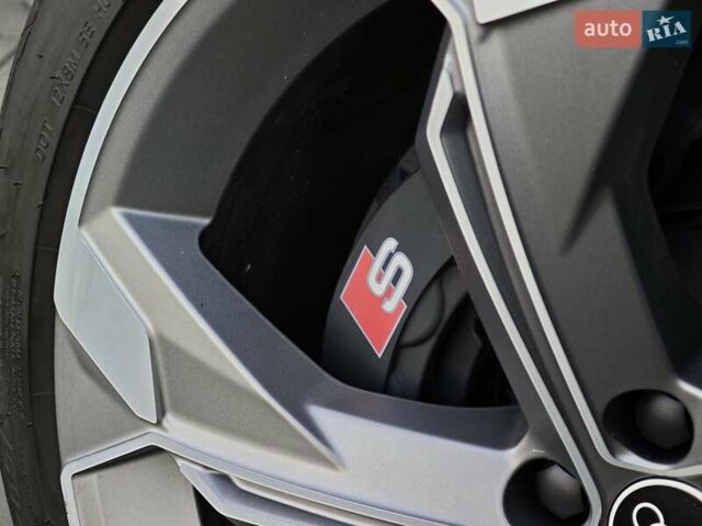 Чорний Ауді E-Tron, об'ємом двигуна 0 л та пробігом 34 тис. км за 49499 $, фото 17 на Automoto.ua