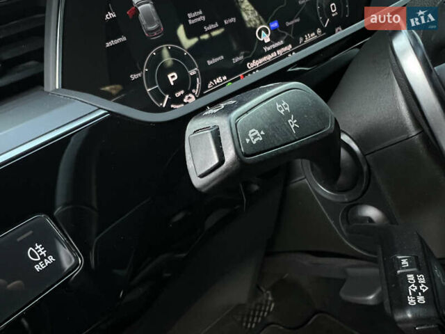 Чорний Ауді E-Tron, об'ємом двигуна 0 л та пробігом 187 тис. км за 23300 $, фото 45 на Automoto.ua