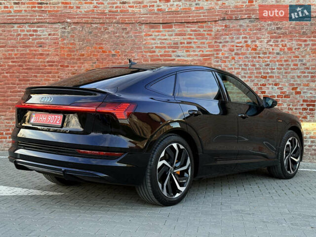 Чорний Ауді E-Tron, об'ємом двигуна 0 л та пробігом 58 тис. км за 41900 $, фото 30 на Automoto.ua
