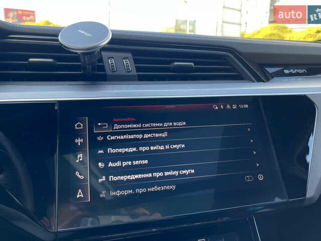 Черный Ауди E-Tron, объемом двигателя 0 л и пробегом 33 тыс. км за 53450 $, фото 23 на Automoto.ua