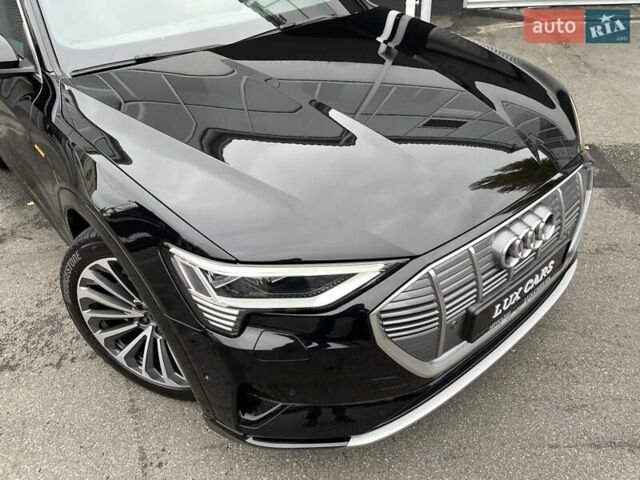 Черный Ауди E-Tron, объемом двигателя 0 л и пробегом 66 тыс. км за 41900 $, фото 23 на Automoto.ua