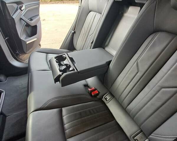 Черный Ауди E-Tron, объемом двигателя 0 л и пробегом 200 тыс. км за 27500 $, фото 35 на Automoto.ua