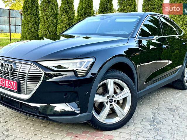 Черный Ауди E-Tron, объемом двигателя 0 л и пробегом 82 тыс. км за 37777 $, фото 1 на Automoto.ua