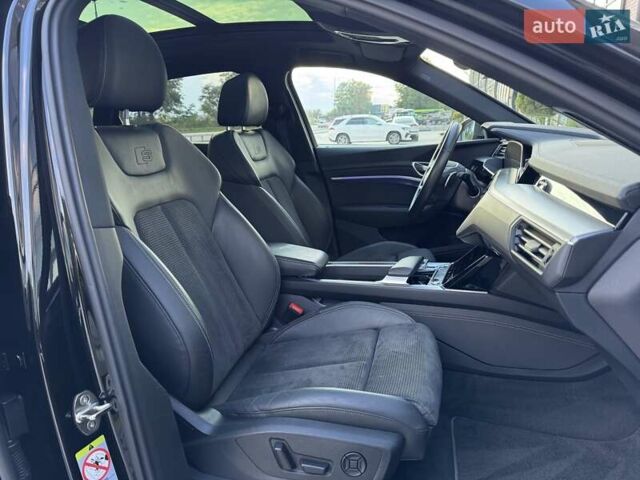 Черный Ауди E-Tron, объемом двигателя 0 л и пробегом 120 тыс. км за 29500 $, фото 65 на Automoto.ua