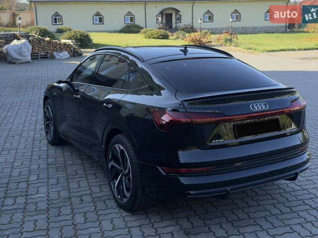 Черный Ауди E-Tron, объемом двигателя 0 л и пробегом 50 тыс. км за 44000 $, фото 63 на Automoto.ua
