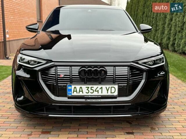 Чорний Ауді E-Tron, об'ємом двигуна 0 л та пробігом 58 тис. км за 42999 $, фото 34 на Automoto.ua