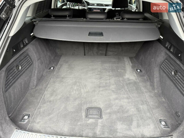 Черный Ауди E-Tron, объемом двигателя 0 л и пробегом 64 тыс. км за 31700 $, фото 31 на Automoto.ua