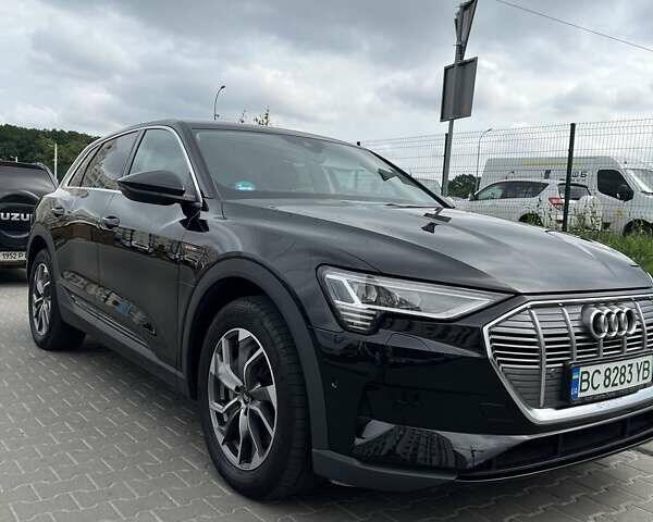 Черный Ауди E-Tron, объемом двигателя 0 л и пробегом 46 тыс. км за 33500 $, фото 8 на Automoto.ua