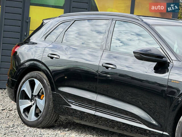 Черный Ауди E-Tron, объемом двигателя 0 л и пробегом 80 тыс. км за 34500 $, фото 20 на Automoto.ua