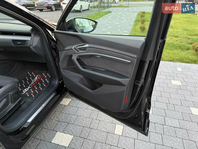 Черный Ауди E-Tron, объемом двигателя 0 л и пробегом 45 тыс. км за 30900 $, фото 42 на Automoto.ua