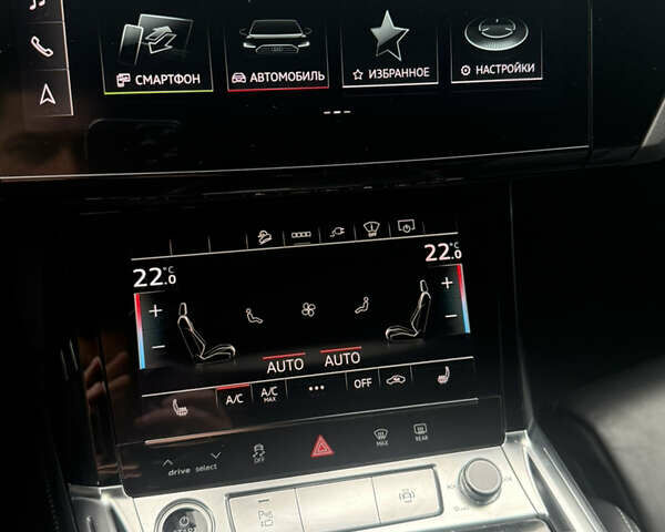 Чорний Ауді E-Tron, об'ємом двигуна 0 л та пробігом 89 тис. км за 35499 $, фото 30 на Automoto.ua