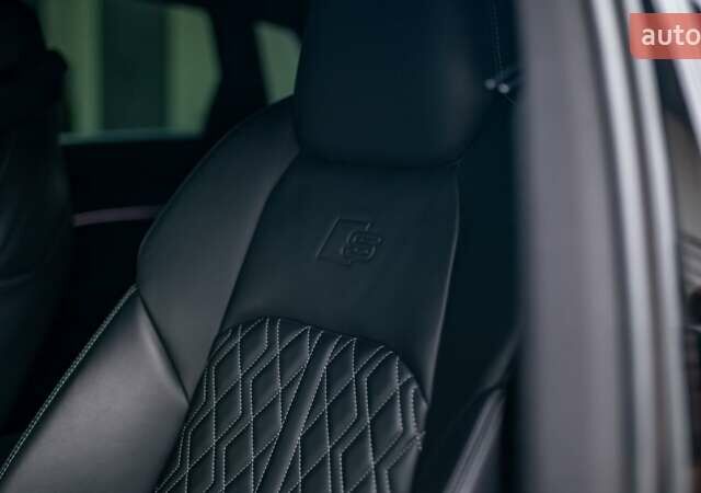 Черный Ауди E-Tron, объемом двигателя 0 л и пробегом 25 тыс. км за 55000 $, фото 31 на Automoto.ua