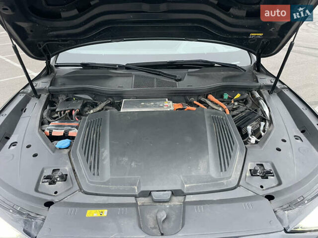 Черный Ауди E-Tron, объемом двигателя 0 л и пробегом 89 тыс. км за 39900 $, фото 65 на Automoto.ua