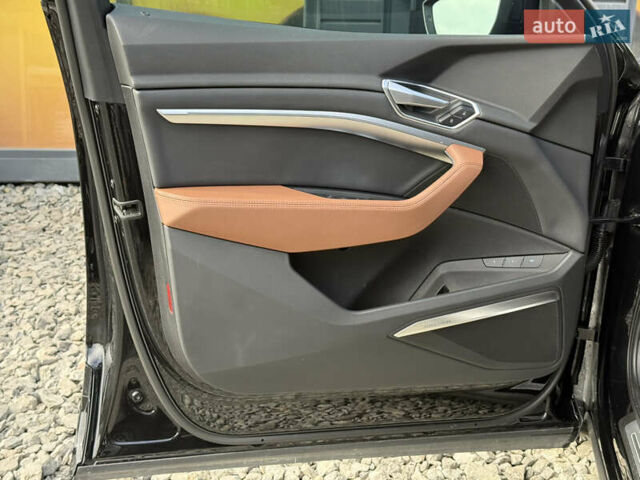 Черный Ауди E-Tron, объемом двигателя 0 л и пробегом 80 тыс. км за 34500 $, фото 61 на Automoto.ua