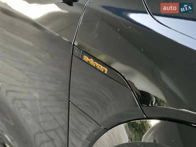 Черный Ауди E-Tron, объемом двигателя 0 л и пробегом 26 тыс. км за 49500 $, фото 9 на Automoto.ua