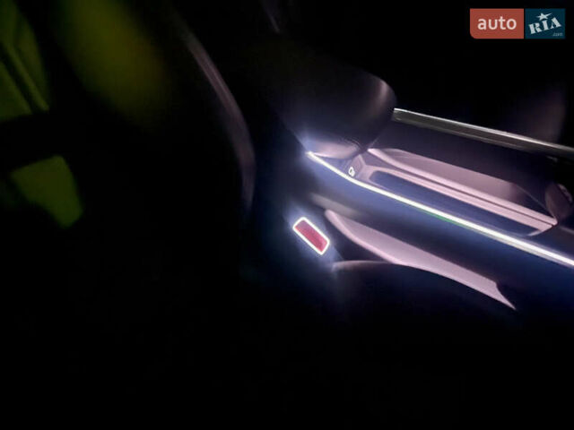 Черный Ауди E-Tron, объемом двигателя 0 л и пробегом 39 тыс. км за 39950 $, фото 77 на Automoto.ua