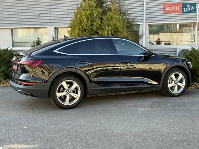 Чорний Ауді E-Tron, об'ємом двигуна 0 л та пробігом 79 тис. км за 29999 $, фото 21 на Automoto.ua