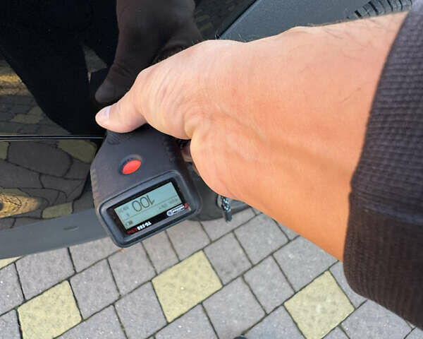 Черный Ауди E-Tron, объемом двигателя 0 л и пробегом 129 тыс. км за 27777 $, фото 47 на Automoto.ua