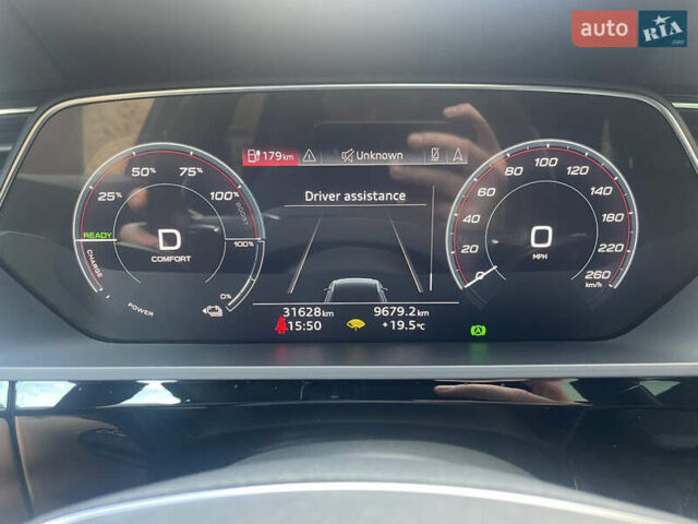 Черный Ауди E-Tron, объемом двигателя 0 л и пробегом 45 тыс. км за 30800 $, фото 21 на Automoto.ua