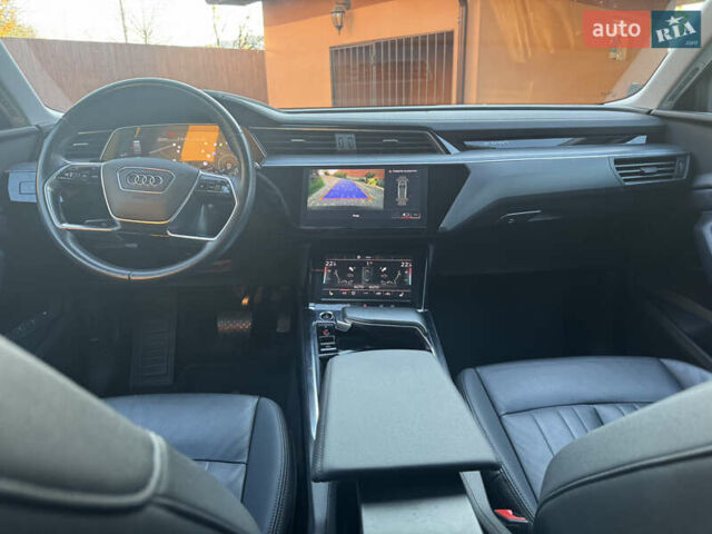 Черный Ауди E-Tron, объемом двигателя 0 л и пробегом 129 тыс. км за 27499 $, фото 20 на Automoto.ua