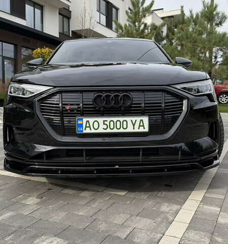 Черный Ауди E-Tron, объемом двигателя 0 л и пробегом 20 тыс. км за 45000 $, фото 12 на Automoto.ua