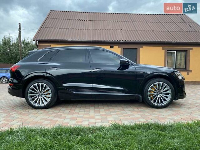 Черный Ауди E-Tron, объемом двигателя 0 л и пробегом 101 тыс. км за 38777 $, фото 32 на Automoto.ua