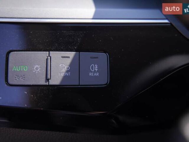 Чорний Ауді E-Tron, об'ємом двигуна 0 л та пробігом 47 тис. км за 32900 $, фото 43 на Automoto.ua