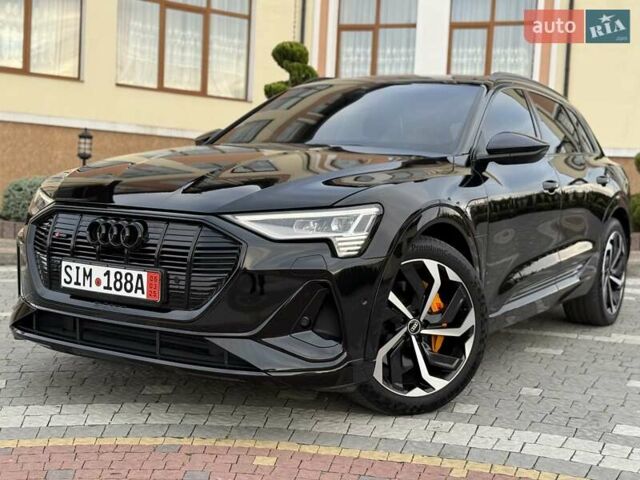 Черный Ауди E-Tron, объемом двигателя 0 л и пробегом 150 тыс. км за 31950 $, фото 5 на Automoto.ua